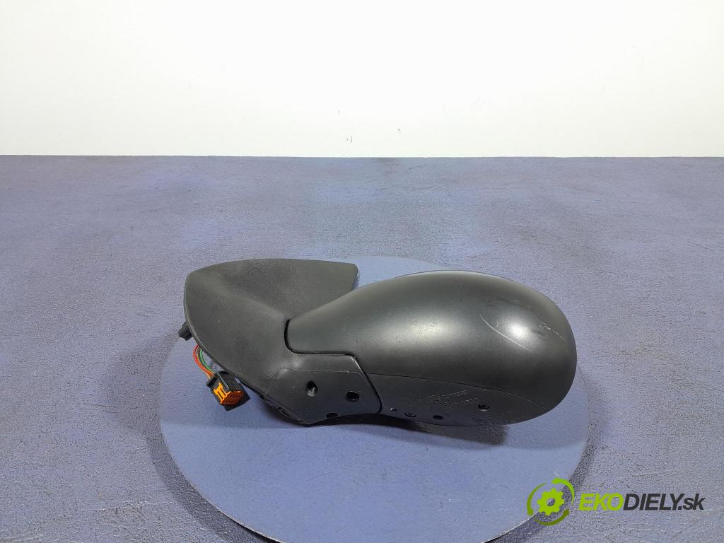 Peugeot 206 2011 zrkadlo Vľavo: