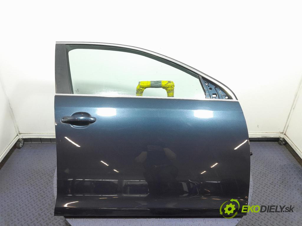 Vw Golf 2008 dvere Predné pravé