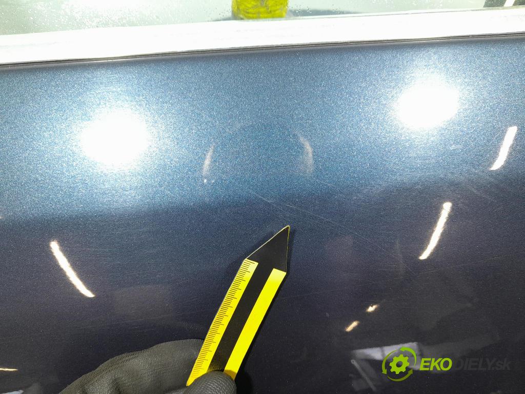 Vw Golf 2008 dvere Predné pravé