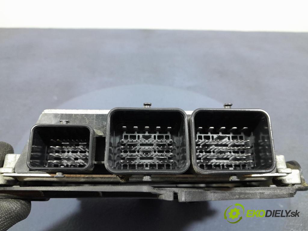 Peugeot 301 2014 riadiaca jednotka Motor: 9808627780