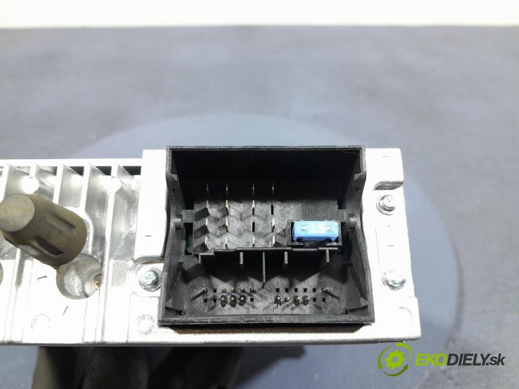 Peugeot 301 2014 Radio I Navigácia: 98049164ZD