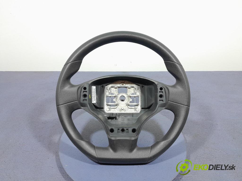 Peugeot 301 2014 volant 96753912ZD