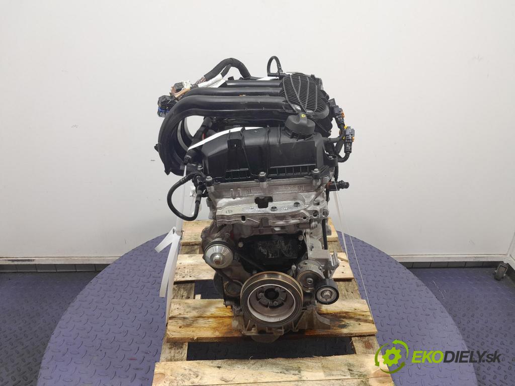 Peugeot 301 2014 motor Benzín: HM02