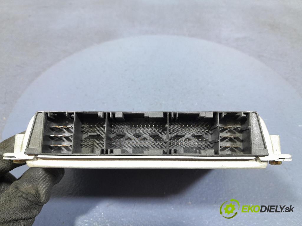 Bmw Seria 3 2000 riadiaca jednotka Motor: 7786887