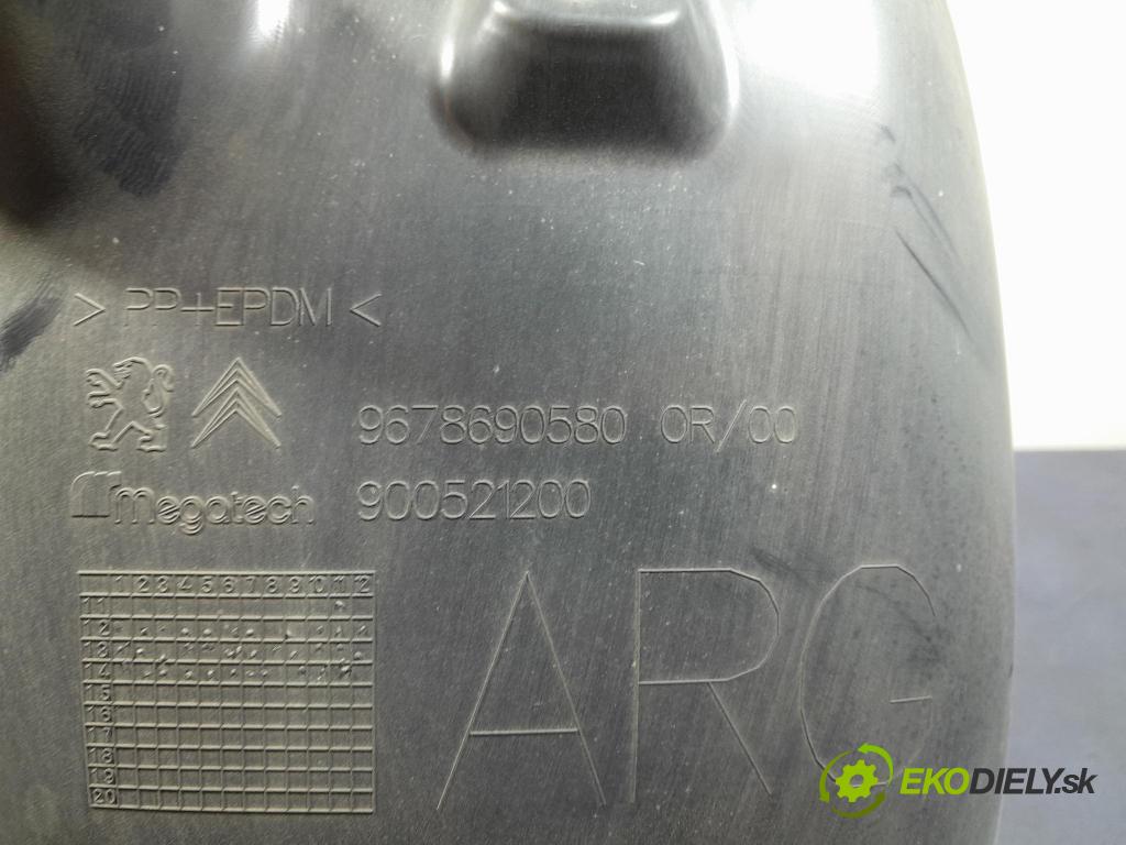 Peugeot 301 2014 Blatník: plastický: zad 9678690580