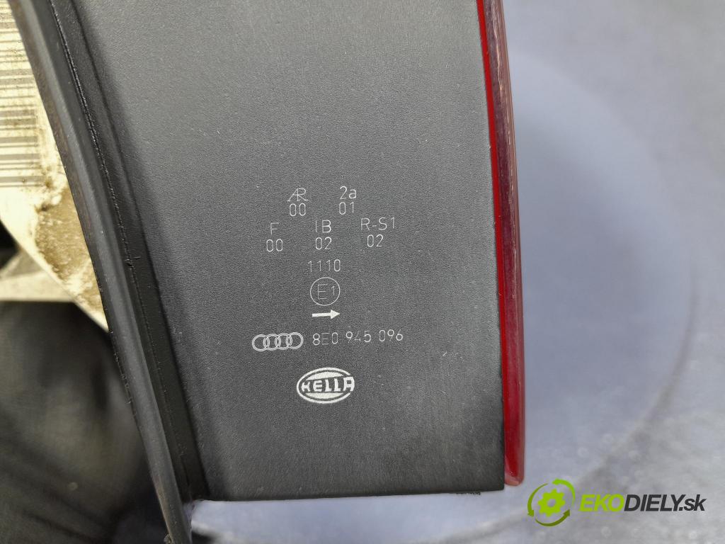 Audi A4 2001 svetlo / reflektor zad Prava: Vonkajsia: 
