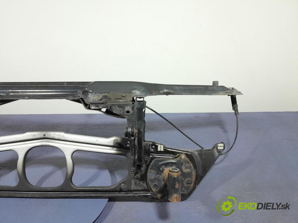 Bmw Seria 3 2000 výztuha Čelní / stěna Přední