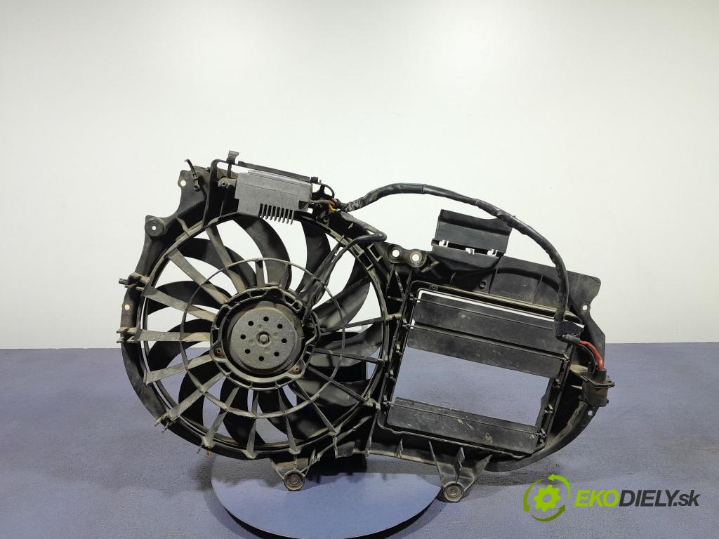 Audi A4 2001 ventilátor Chladič: 8E0121205