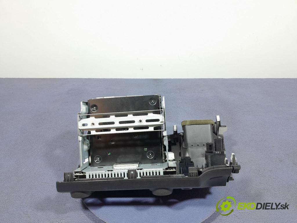 Honda Civic 2009 Radio I Navigácia: 39100-SNA-G231-M