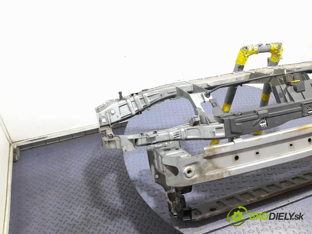Ford Mondeo 2010 výstuha Predné: / pas predný