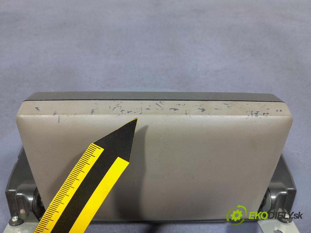 Volvo S40 2005 displej Radio / GPS 8651196