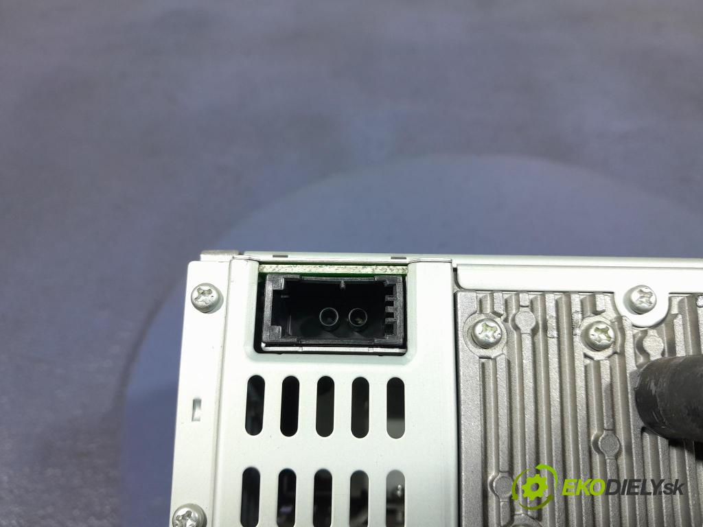 Volvo S40 2005 Radio I Navigácia: 30752578
