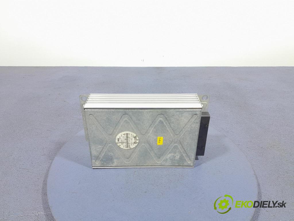 Audi A6 2005 Zesilovač: 4F0035223