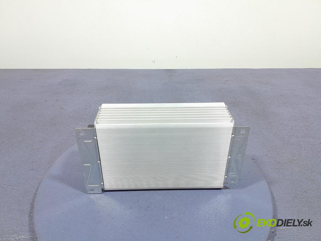 Audi A6 2005 Zesilovač: 4F0035223