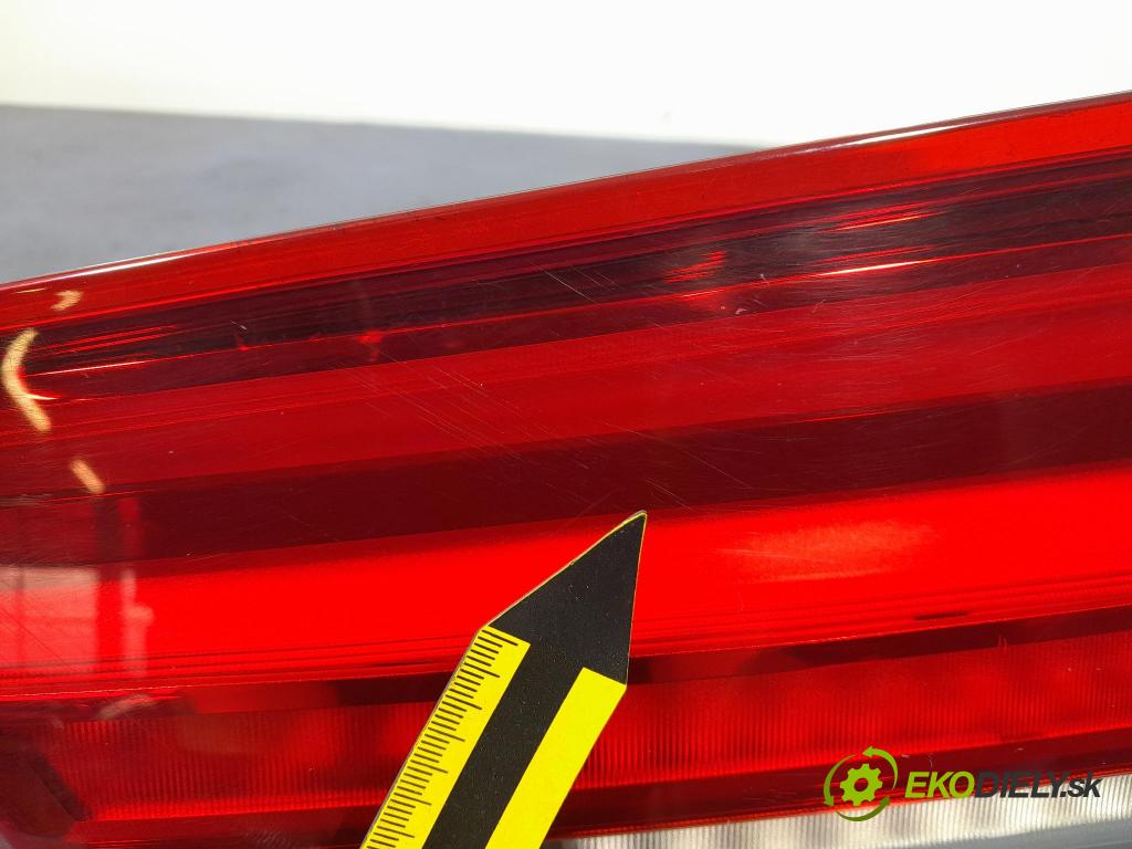 Bmw X5 2014 svetlo / reflektor zad Prava: Vnútri: 7301272