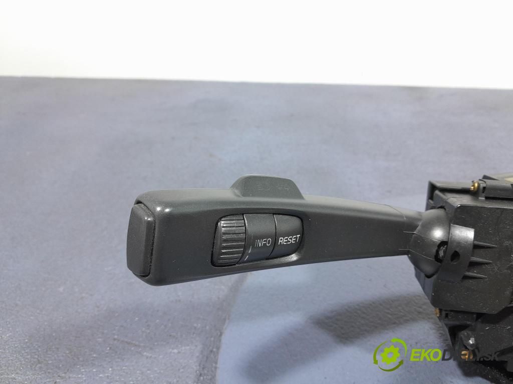 Volvo S40 2005 prepínač Komplex: 30710338
