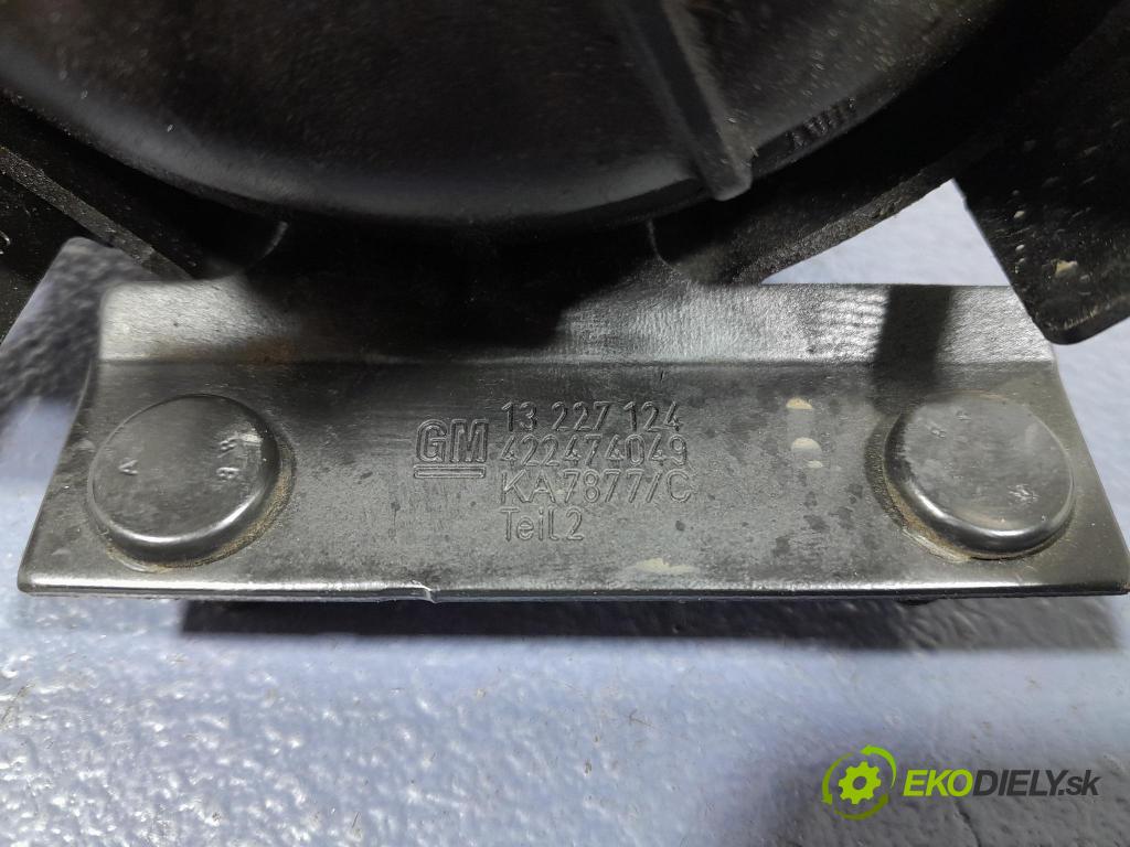 Opel Astra 2005 obal Filtre: paliva 13227124