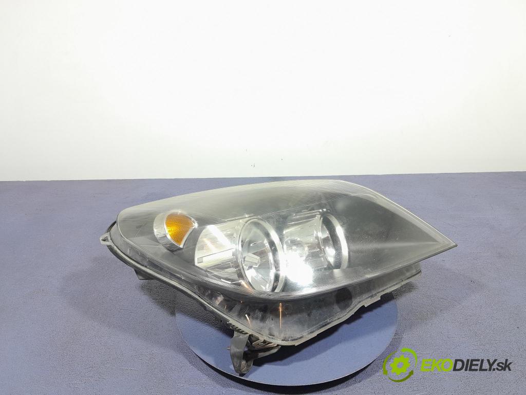 Opel Astra 2005 Reflektor: v pravo: