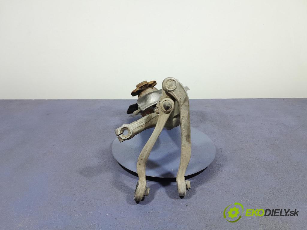 Audi A6 2005 náboj levá 4F0407241C