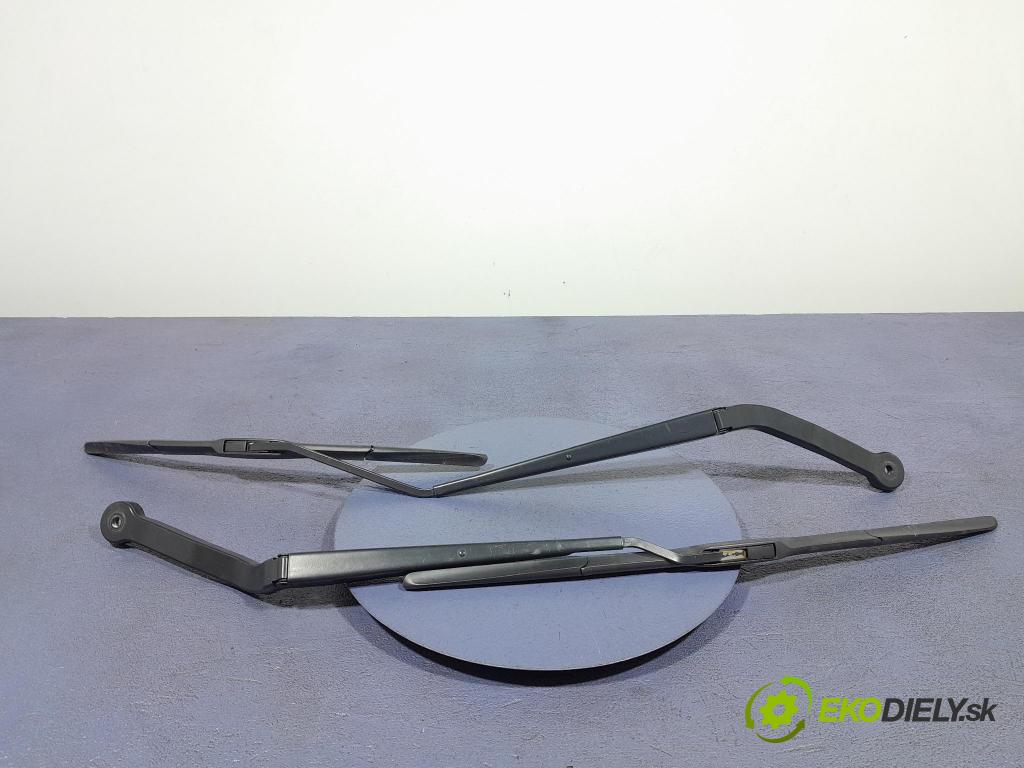Bmw X5 2014 Paže: Stěrače: před 7304069