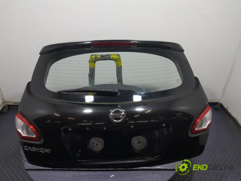 Nissan Qashqai 2011 zadní dveře kufra: kufr