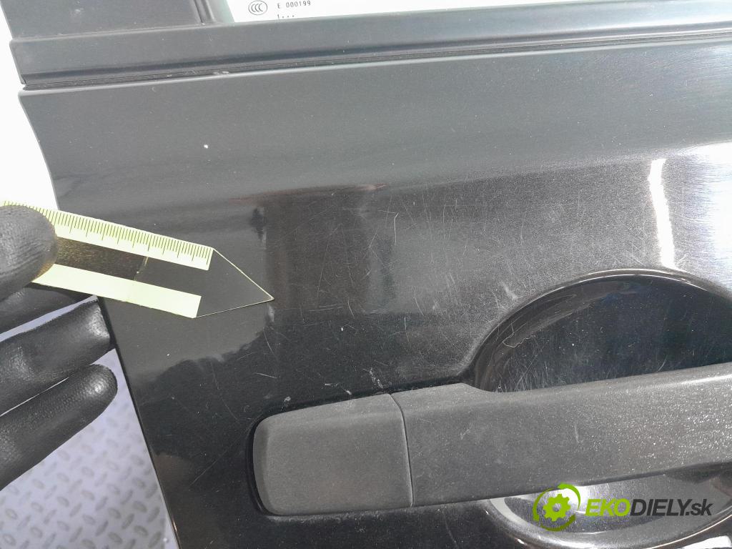 Nissan Qashqai 2011 dveře před prave