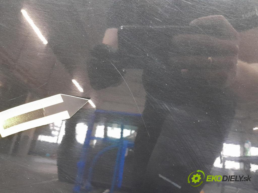 Nissan Qashqai 2011 dveře před Vlevo, odjet: