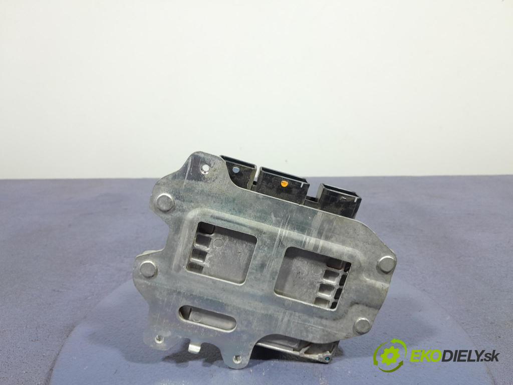Nissan Qashqai 2011 řídící jednotka Motor: MEC940-240