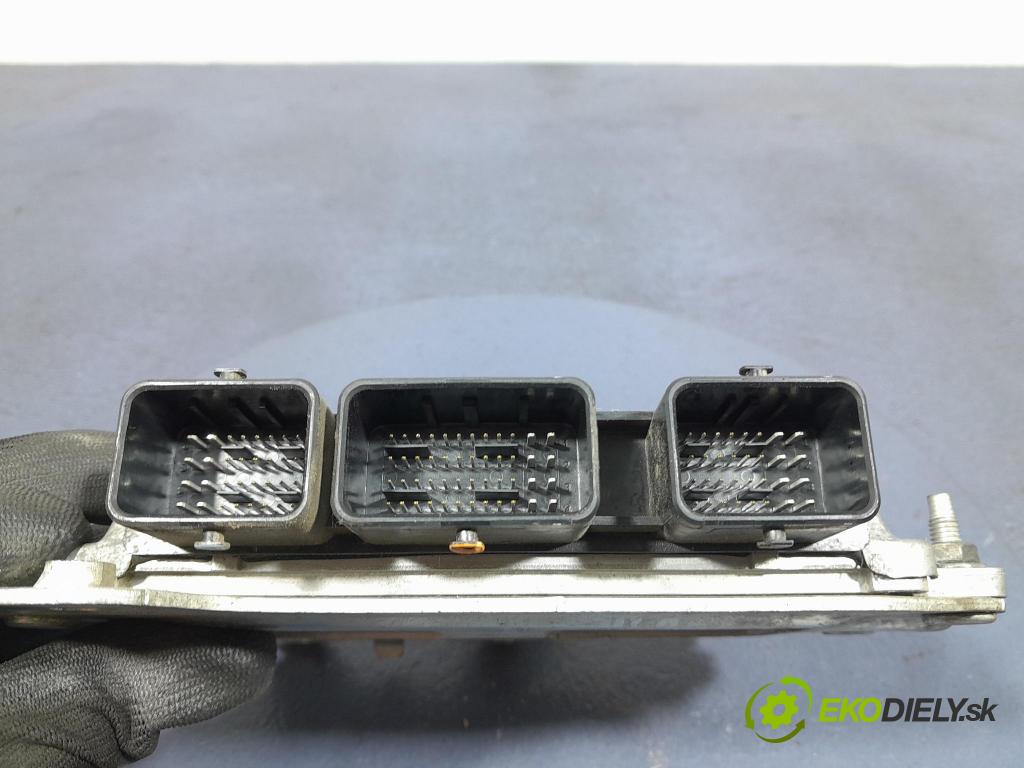 Nissan Qashqai 2011 řídící jednotka Motor: MEC940-240