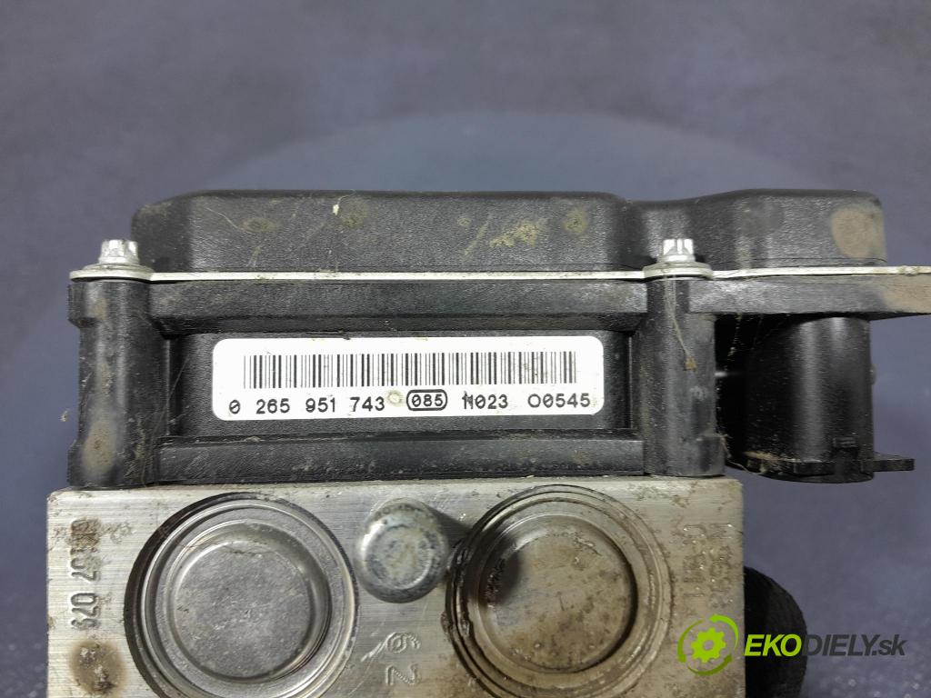 Nissan Qashqai 2011 čerpadlo ABS x 47660BR00C