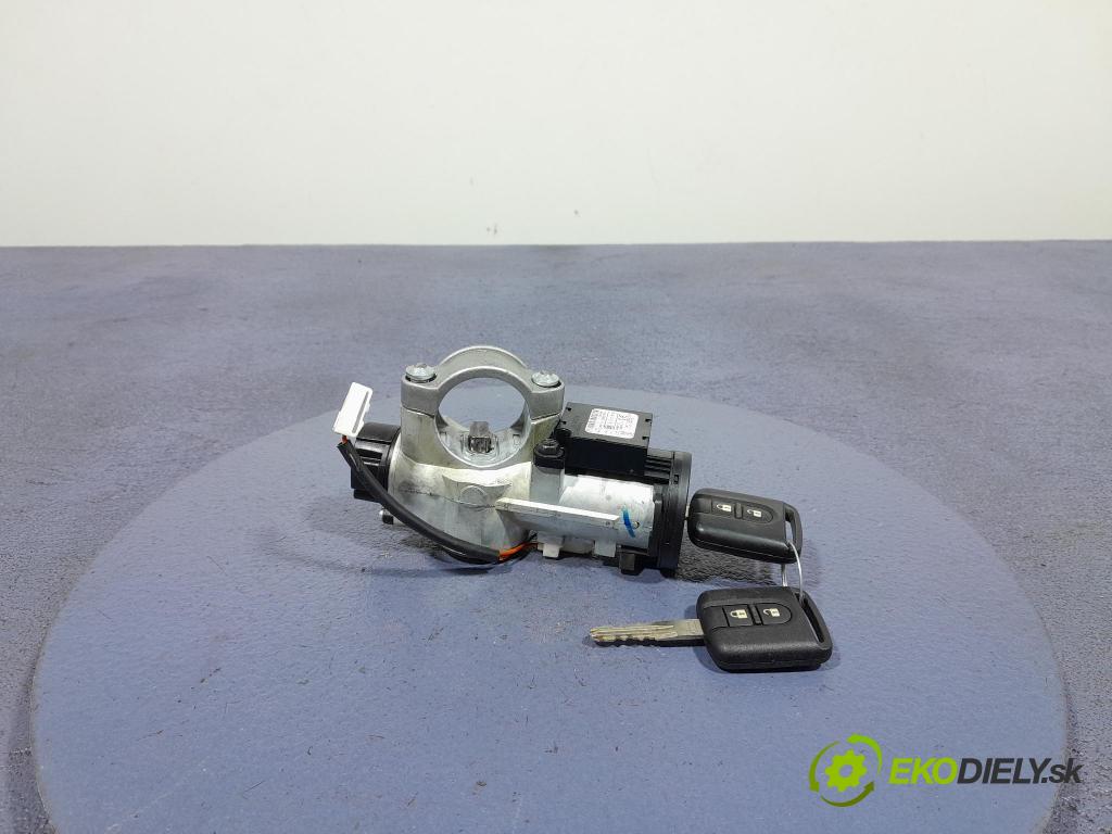 Nissan Qashqai 2011 Spínač zapalování. N0502825