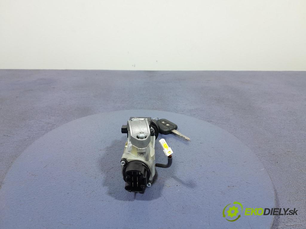 Nissan Qashqai 2011 Spínač zapalování. N0502825