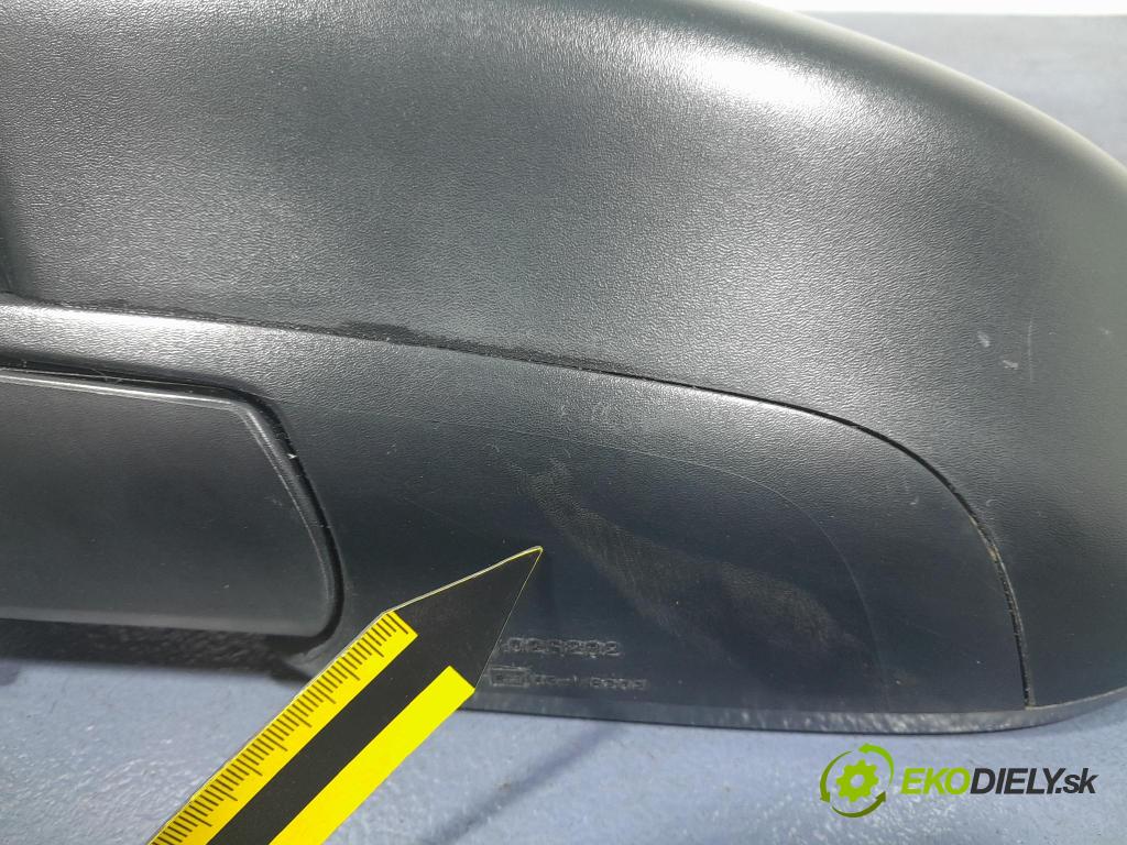 Nissan Qashqai 2011 zpětné zrcátko Vlevo, odjet: