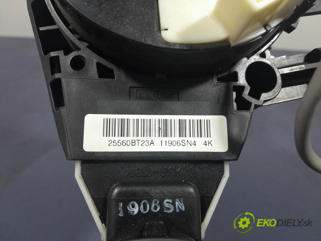 Nissan Qashqai 2011 Přepínač Komplex: 25560BT23A