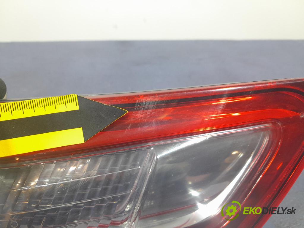 Nissan Qashqai 2011 světlo Zad: Práva: Mimo: