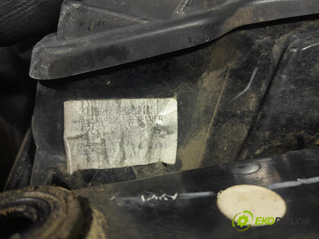 Nissan Qashqai 2011 světlo Zad: Práva: Mimo: 
