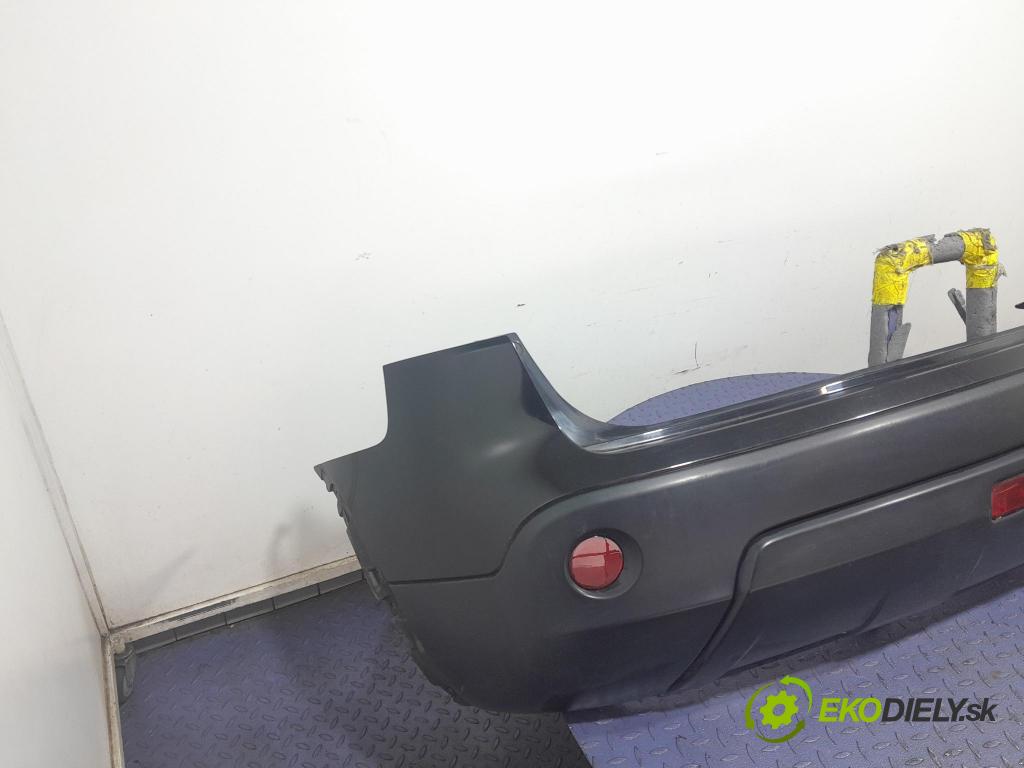 Nissan Qashqai 2011 nárazník Zad: