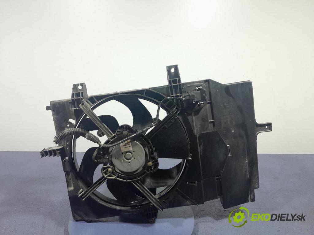 Nissan Micra 2003 ventilátor Chladič: 21480-AX800