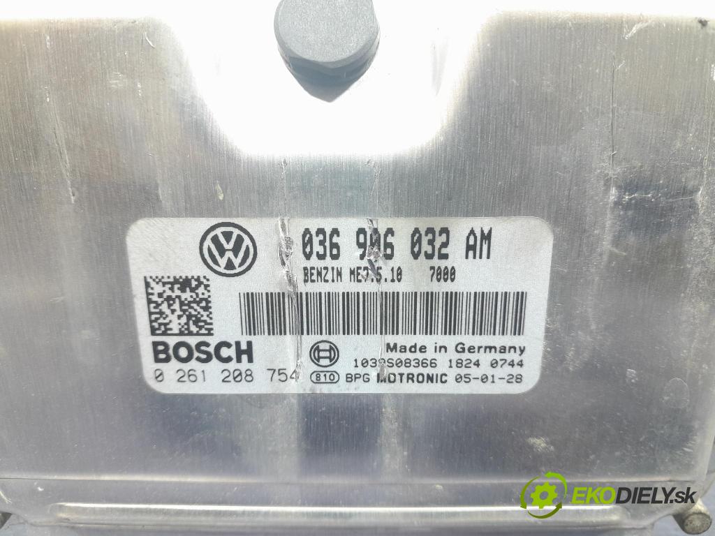 Vw Golf 2005 řídící jednotka Motor: 036906032AM