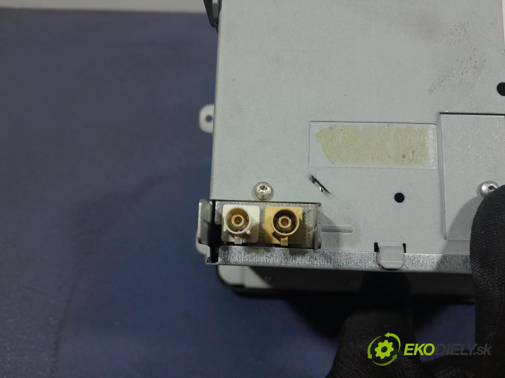 Vw Golf 2005 Radio I Navigace:
