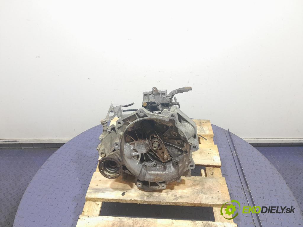 Vw Golf 2005 prevodovka Manualna FXQ