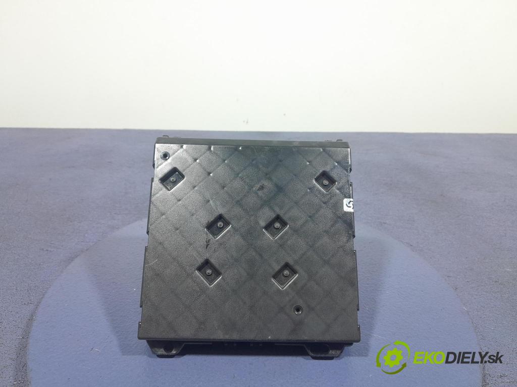 Skoda Fabia 2013 řídící jednotka Komfortu 6R7937086M
