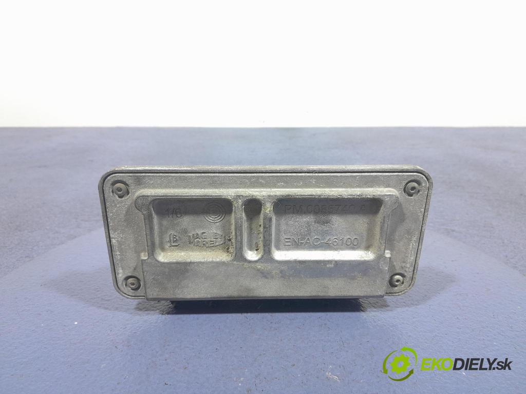 Skoda Fabia 2013 řídící jednotka Motor: 03C906024CE