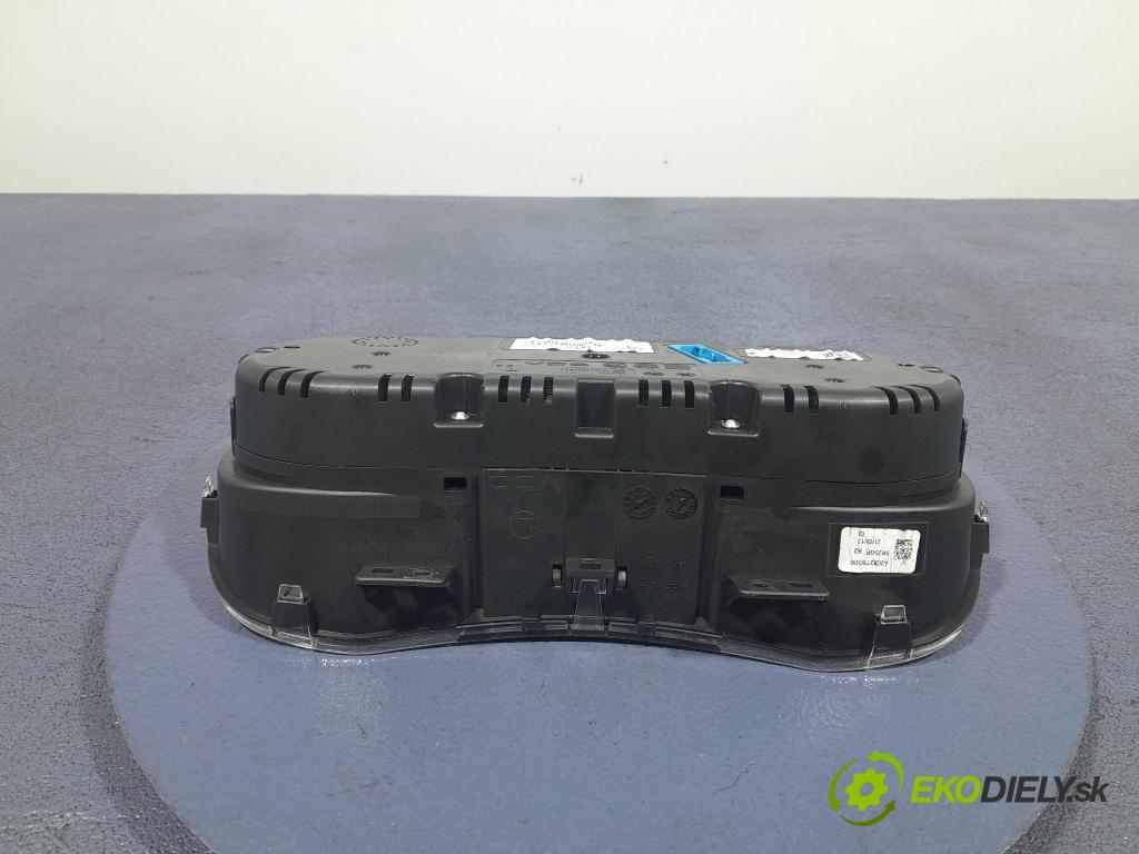 Skoda Fabia 2013 Přístrojová deska 5J0920811E
