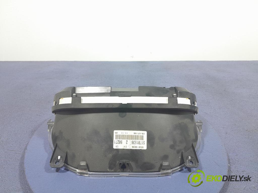 Fiat Punto 2006 Přístrojová deska 51701536