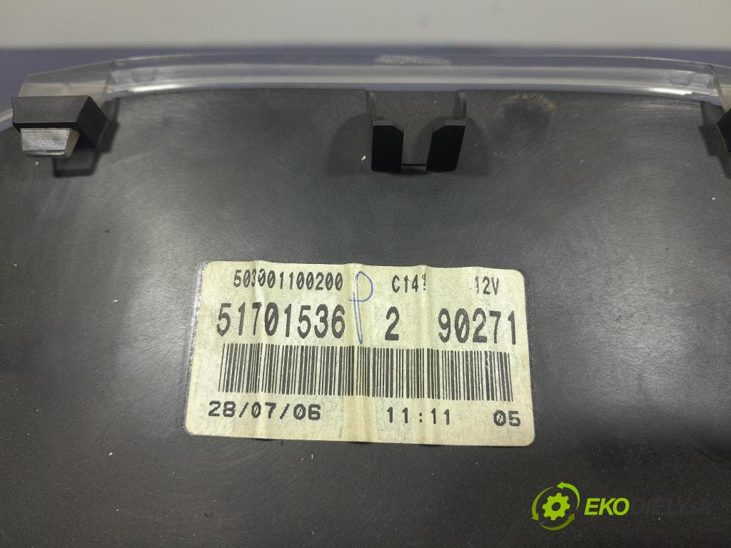 Fiat Punto 2006 Přístrojová deska 51701536