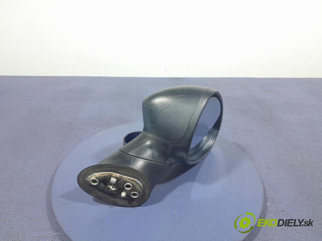 Fiat Punto 2006 zpětné zrcátko prave
