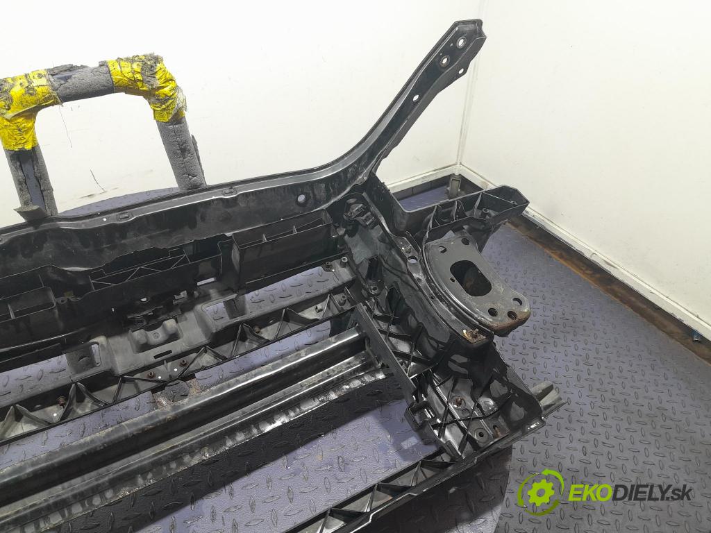 Vw Golf 2005 výstuha Predné: / pas predný 1K0010328J
