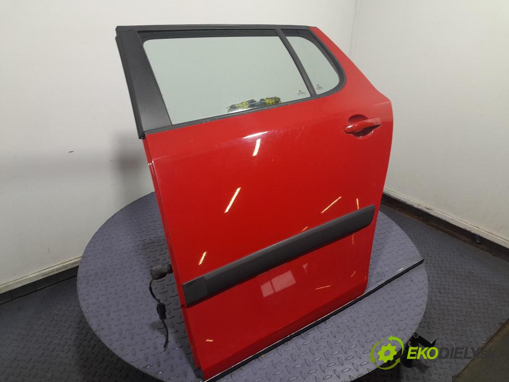 Skoda Fabia 2013 dveře Zad: Vlevo, odjet:
