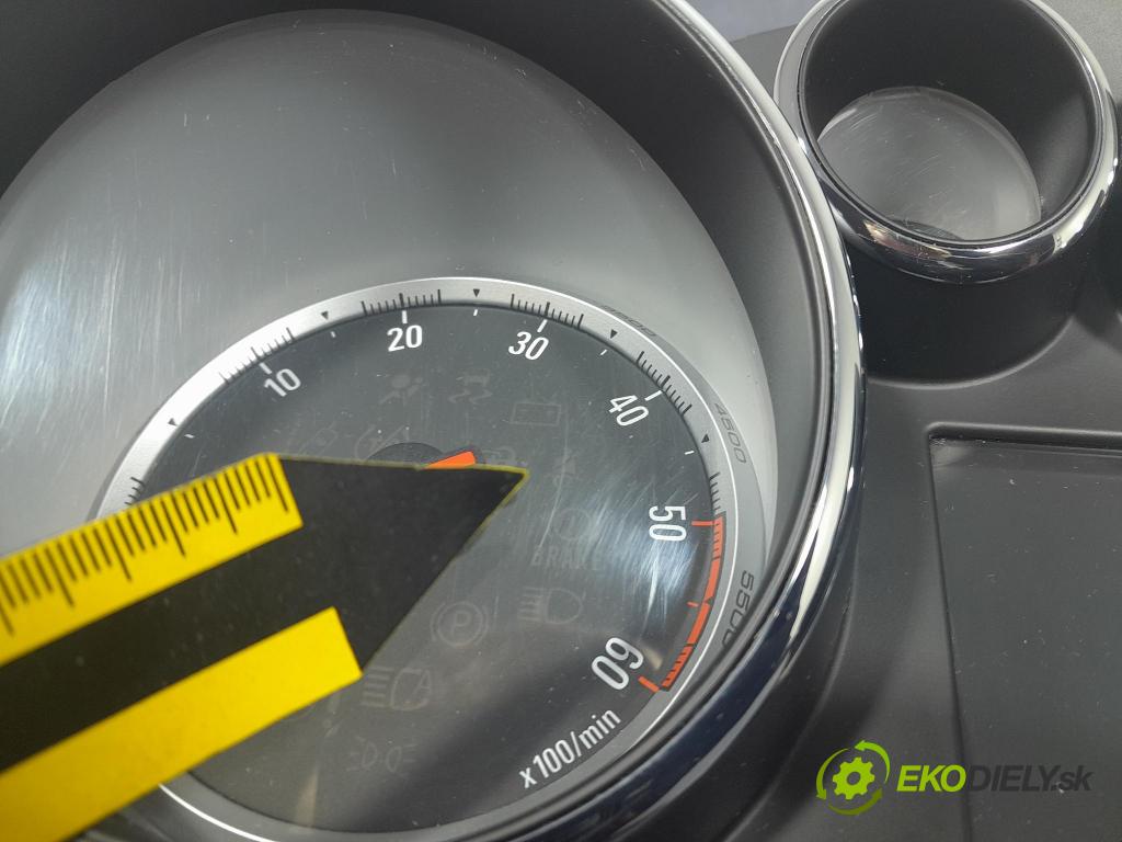 Opel Astra 2012 Přístrojová deska 13374940